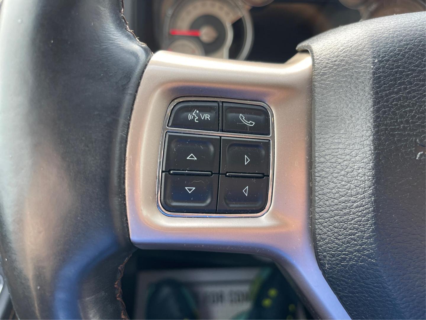 2014 Ram 1500 Longhorn (1C6RR7WT2ES) with an HEMI engine, located at 4508 South Dixie Dr, Moraine, OH, 45439, (937) 908-9800, 39.689976, -84.218452 - 2014 Ram 1500 Longhorn - Photo#14