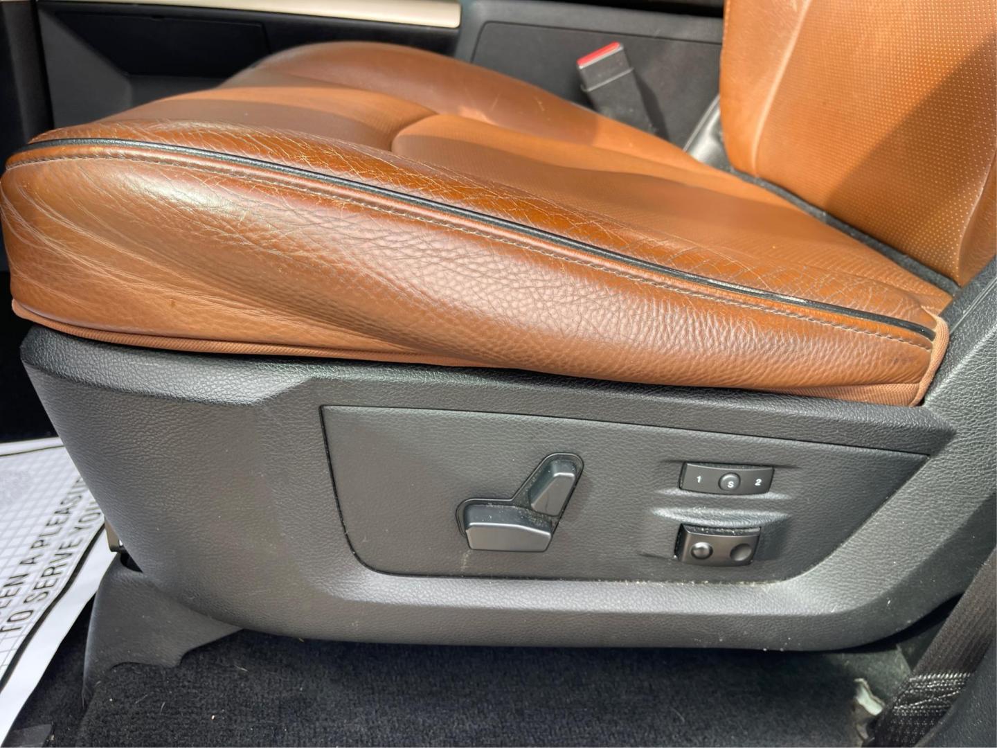 2014 Ram 1500 Longhorn (1C6RR7WT2ES) with an HEMI engine, located at 4508 South Dixie Dr, Moraine, OH, 45439, (937) 908-9800, 39.689976, -84.218452 - 2014 Ram 1500 Longhorn - Photo#16