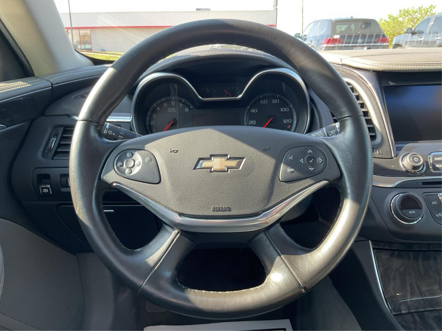 2015 Chevrolet Impala 2LT (2G1125S32F9) with an 3.6L V-6 gasoline direct injection engine, located at 1099 N County Rd 25A , Troy, OH, 45373, (937) 908-9800, 40.057079, -84.212883 - 2015 Chevrolet Impala 2LT - Photo#15