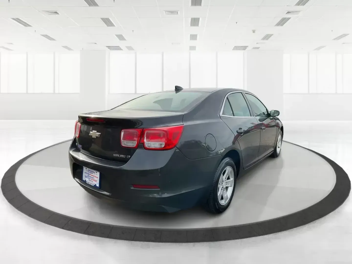 2015 Chevrolet Malibu 1LT (1G11C5SL4FF) with an ECOTEC 2.5L I-4 gasoline direct injection engine, located at 1184 Kauffman Ave, Fairborn, OH, 45324, (937) 908-9800, 39.807072, -84.030914 - **Unleash Your Daily Commute with the 2015 Chevrolet Malibu 1LT in Fairborn, OH!**<br /> <br /> Are you tired of long commutes and looking for a reliable, stylish sedan that fits your lifestyle without breaking the bank? Look no further! The 2015 Chevrolet Malibu 1LT, available at Advantage Car and - Photo#2