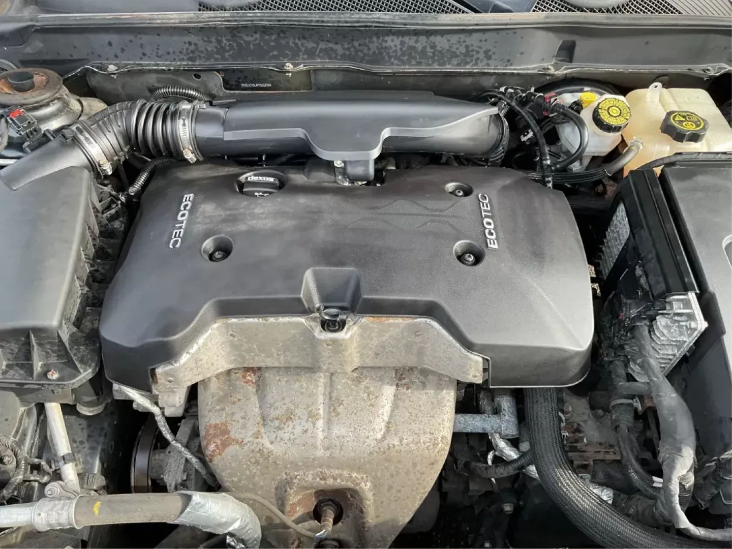 2015 Chevrolet Malibu 1LT (1G11C5SL4FF) with an ECOTEC 2.5L I-4 gasoline direct injection engine, located at 1184 Kauffman Ave, Fairborn, OH, 45324, (937) 908-9800, 39.807072, -84.030914 - **Unleash Your Daily Commute with the 2015 Chevrolet Malibu 1LT in Fairborn, OH!**<br /> <br /> Are you tired of long commutes and looking for a reliable, stylish sedan that fits your lifestyle without breaking the bank? Look no further! The 2015 Chevrolet Malibu 1LT, available at Advantage Car and - Photo#10