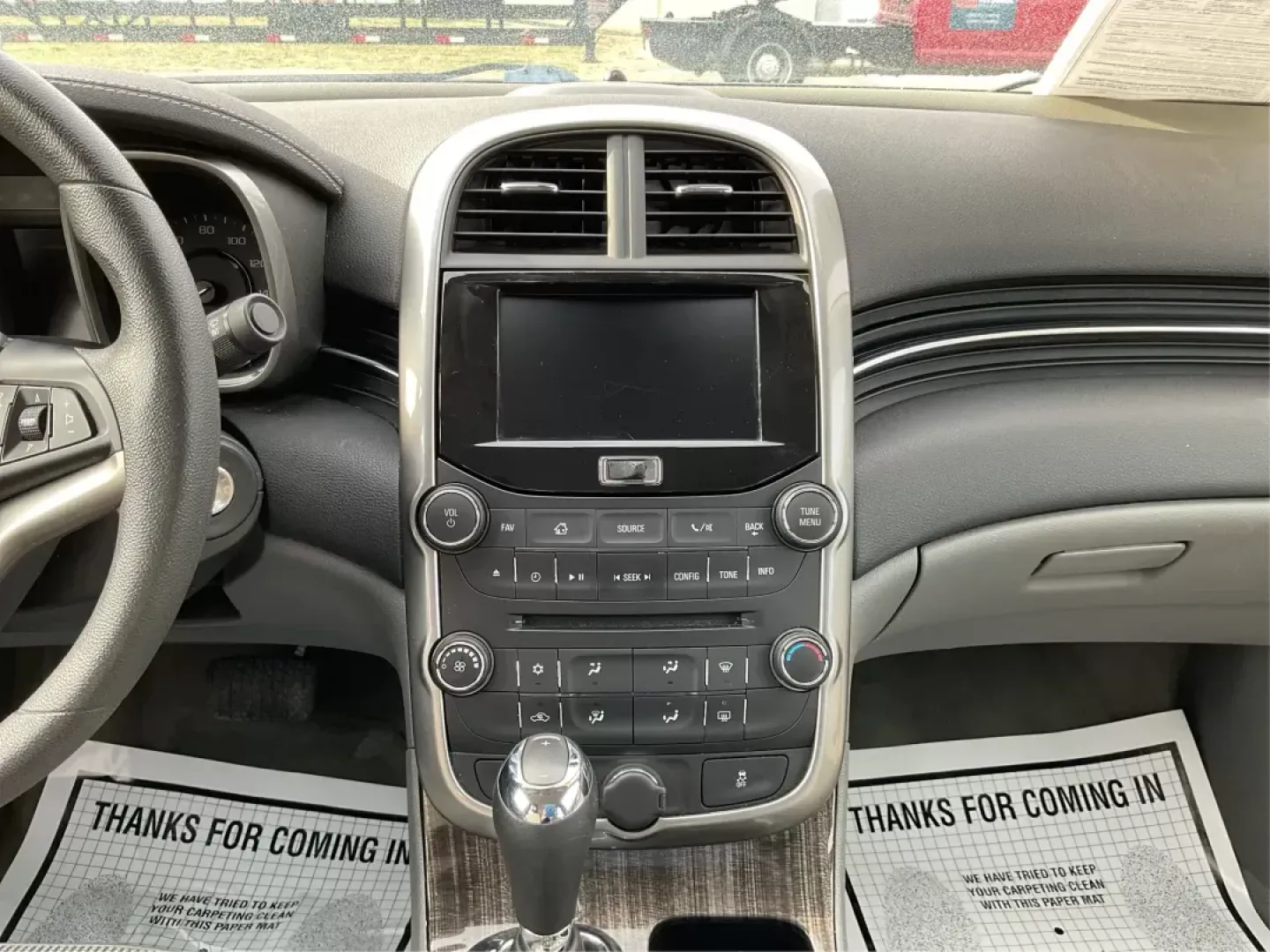 2015 Chevrolet Malibu 1LT (1G11C5SL4FF) with an ECOTEC 2.5L I-4 gasoline direct injection engine, located at 1184 Kauffman Ave, Fairborn, OH, 45324, (937) 908-9800, 39.807072, -84.030914 - **Unleash Your Daily Commute with the 2015 Chevrolet Malibu 1LT in Fairborn, OH!**<br /> <br /> Are you tired of long commutes and looking for a reliable, stylish sedan that fits your lifestyle without breaking the bank? Look no further! The 2015 Chevrolet Malibu 1LT, available at Advantage Car and - Photo#12