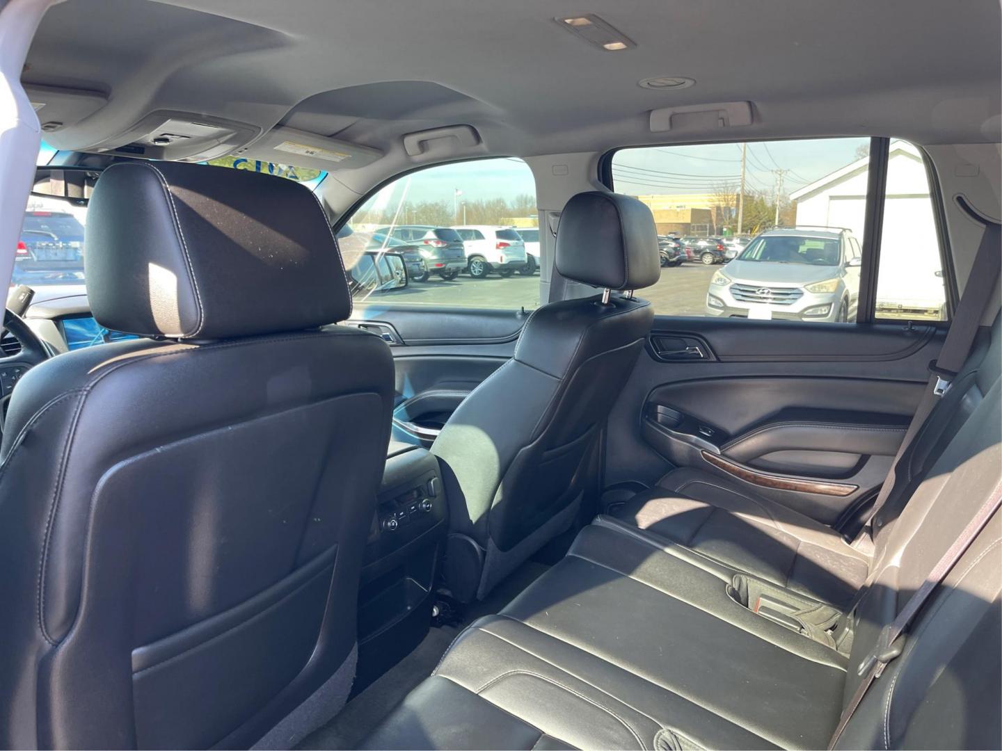 2015 Chevrolet Tahoe LT (1GNSKBKC1FR) with an Other engine, located at 1230 East Main St, Xenia, OH, 45385, (937) 908-9800, 39.688026, -83.910172 - Third Row - Photo#9