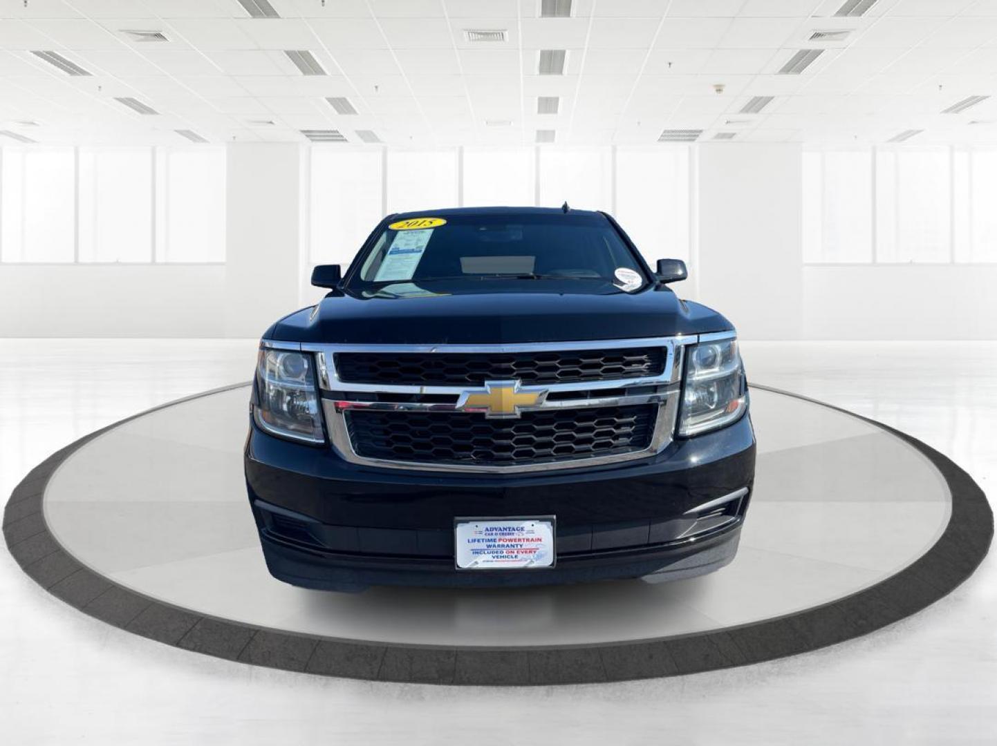 2015 Chevrolet Tahoe LT (1GNSKBKC1FR) with an Other engine, located at 1230 East Main St, Xenia, OH, 45385, (937) 908-9800, 39.688026, -83.910172 - Third Row - Photo#6