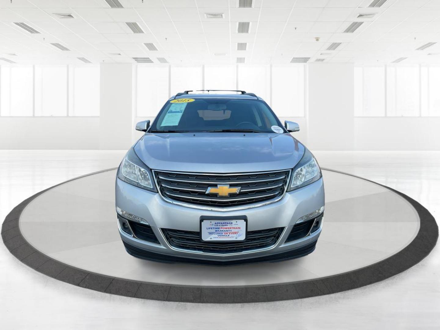 2015 Chevrolet Traverse 1LT (1GNKVGKD9FJ) with an 3.6L V-6 gasoline direct injection engine, located at 401 Woodman Dr, Riverside, OH, 45431, (937) 908-9800, 39.760899, -84.123421 - 2015 Chevrolet Traverse 1LT - Photo#6