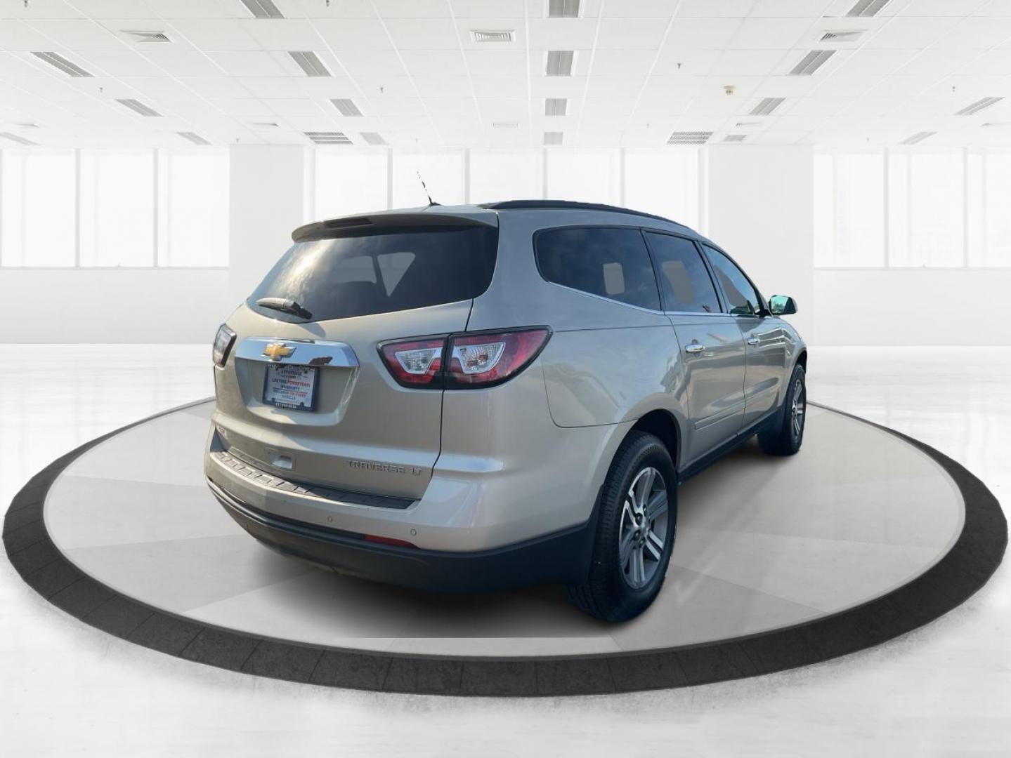 2015 Chevrolet Traverse 2LT (1GNKRHKD0FJ) with an 3.6L V-6 gasoline direct injection engine, located at 1099 N County Rd 25A , Troy, OH, 45373, (937) 908-9800, 40.057079, -84.212883 - Third Row - Photo#2