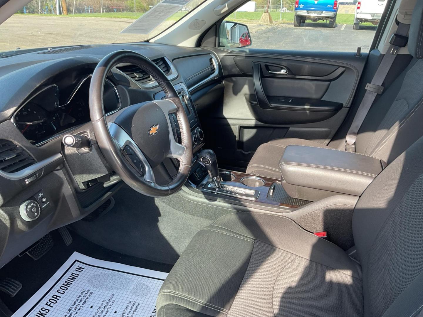 2015 Chevrolet Traverse 2LT (1GNKRHKD0FJ) with an 3.6L V-6 gasoline direct injection engine, located at 1099 N County Rd 25A , Troy, OH, 45373, (937) 908-9800, 40.057079, -84.212883 - Third Row - Photo#8