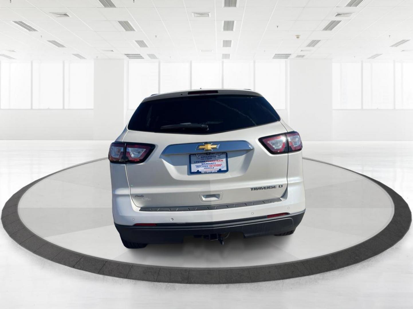 2015 Chevrolet Traverse LT (1GNKVGKD0FJ) with an Other engine, located at 1230 East Main St, Xenia, OH, 45385, (937) 908-9800, 39.688026, -83.910172 - 2015 Chevrolet Traverse LT - Photo#3