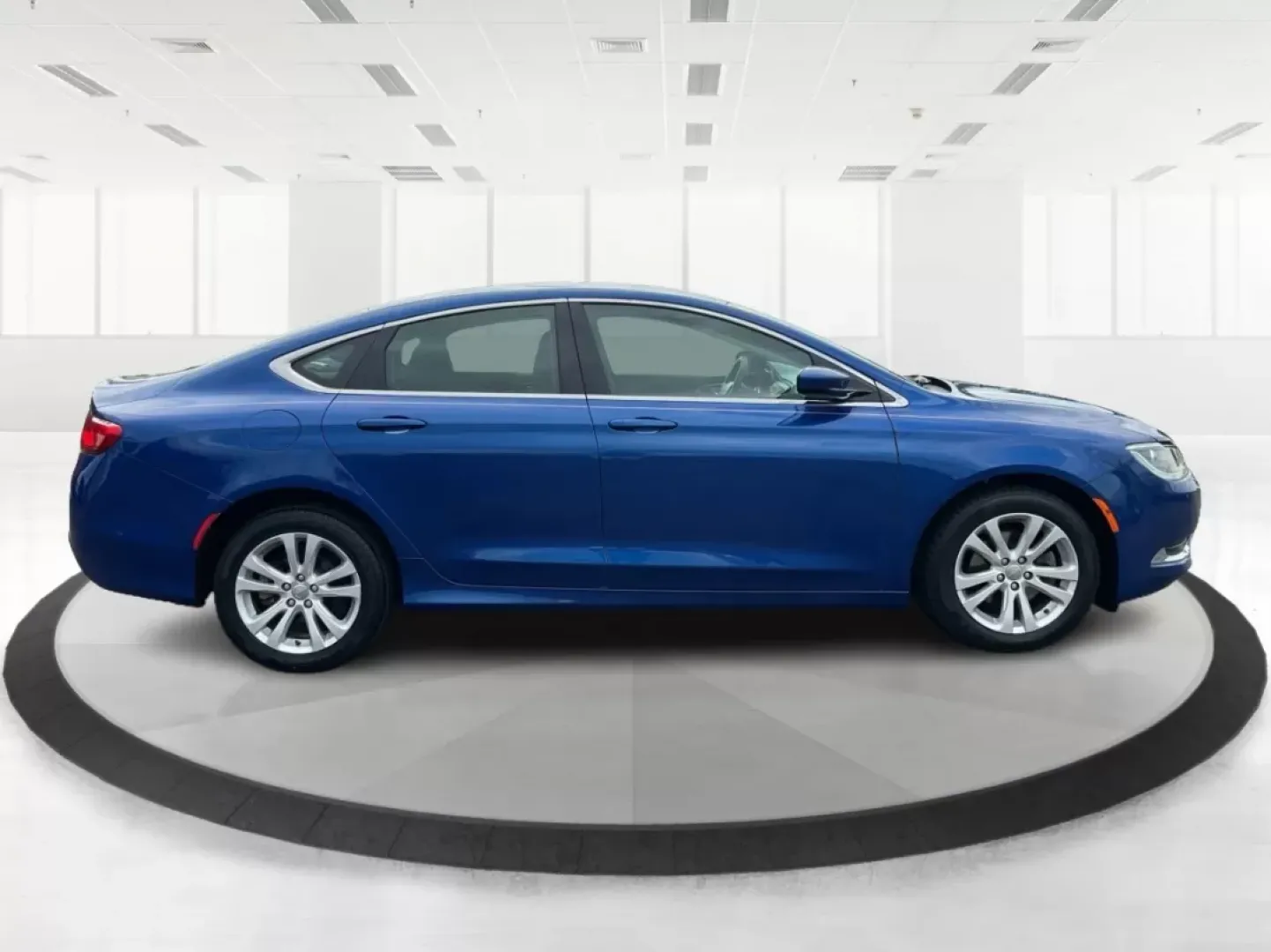 2015 Chrysler 200 Limited (1C3CCCAB1FN) with an Other engine, located at 880 E. National Road, Vandalia, OH, 45377, (937) 908-9800, 39.891918, -84.183594 - **Explore the Open Road with Comfort and Style in a 2015 Chrysler 200 Limited** <br /> <br /> Are you ready to elevate your daily commutes or weekend getaways? This 2015 Chrysler 200 Limited, available at Advantage Car and Credit in Fairborn, OH, is the perfect sedan for both city driving and long t - Photo#1