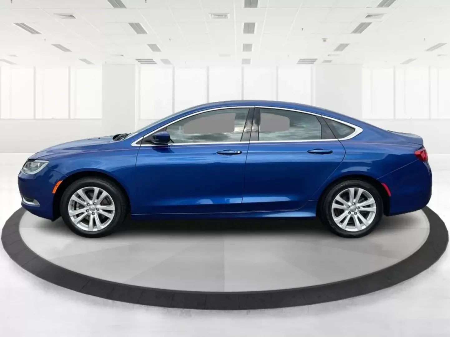 2015 Chrysler 200 Limited (1C3CCCAB1FN) with an Other engine, located at 880 E. National Road, Vandalia, OH, 45377, (937) 908-9800, 39.891918, -84.183594 - **Explore the Open Road with Comfort and Style in a 2015 Chrysler 200 Limited** <br /> <br /> Are you ready to elevate your daily commutes or weekend getaways? This 2015 Chrysler 200 Limited, available at Advantage Car and Credit in Fairborn, OH, is the perfect sedan for both city driving and long t - Photo#5