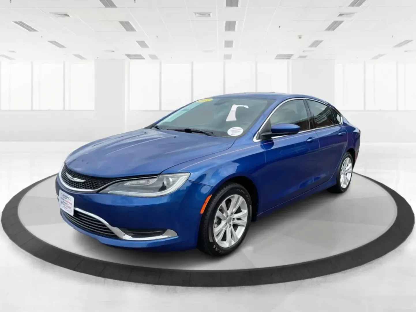 2015 Chrysler 200 Limited (1C3CCCAB1FN) with an Other engine, located at 880 E. National Road, Vandalia, OH, 45377, (937) 908-9800, 39.891918, -84.183594 - **Explore the Open Road with Comfort and Style in a 2015 Chrysler 200 Limited** <br /> <br /> Are you ready to elevate your daily commutes or weekend getaways? This 2015 Chrysler 200 Limited, available at Advantage Car and Credit in Fairborn, OH, is the perfect sedan for both city driving and long t - Photo#8