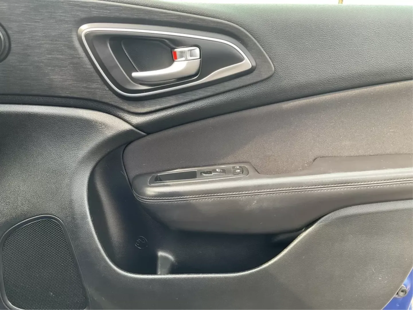 2015 Chrysler 200 Limited (1C3CCCAB1FN) with an Other engine, located at 880 E. National Road, Vandalia, OH, 45377, (937) 908-9800, 39.891918, -84.183594 - **Explore the Open Road with Comfort and Style in a 2015 Chrysler 200 Limited** <br /> <br /> Are you ready to elevate your daily commutes or weekend getaways? This 2015 Chrysler 200 Limited, available at Advantage Car and Credit in Fairborn, OH, is the perfect sedan for both city driving and long t - Photo#19