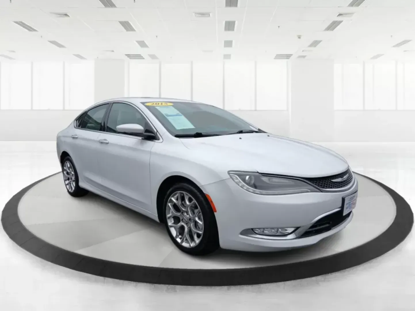2015 Chrysler 200 C AWD (1C3CCCEG3FN) with an 3.6L V6 DOHC 24V FFV engine, 9-Speed Automatic transmission, located at 1184 Kauffman Ave, Fairborn, OH, 45324, (937) 908-9800, 39.807072, -84.030914 - 2015 Chrysler 200 C AWD - Photo#0