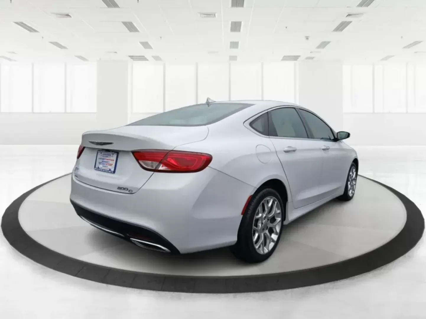2015 Chrysler 200 C AWD (1C3CCCEG3FN) with an 3.6L V6 DOHC 24V FFV engine, 9-Speed Automatic transmission, located at 1184 Kauffman Ave, Fairborn, OH, 45324, (937) 908-9800, 39.807072, -84.030914 - 2015 Chrysler 200 C AWD - Photo#2