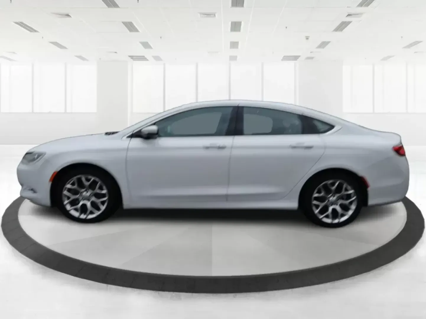 2015 Chrysler 200 C AWD (1C3CCCEG3FN) with an 3.6L V6 DOHC 24V FFV engine, 9-Speed Automatic transmission, located at 1184 Kauffman Ave, Fairborn, OH, 45324, (937) 908-9800, 39.807072, -84.030914 - 2015 Chrysler 200 C AWD - Photo#5