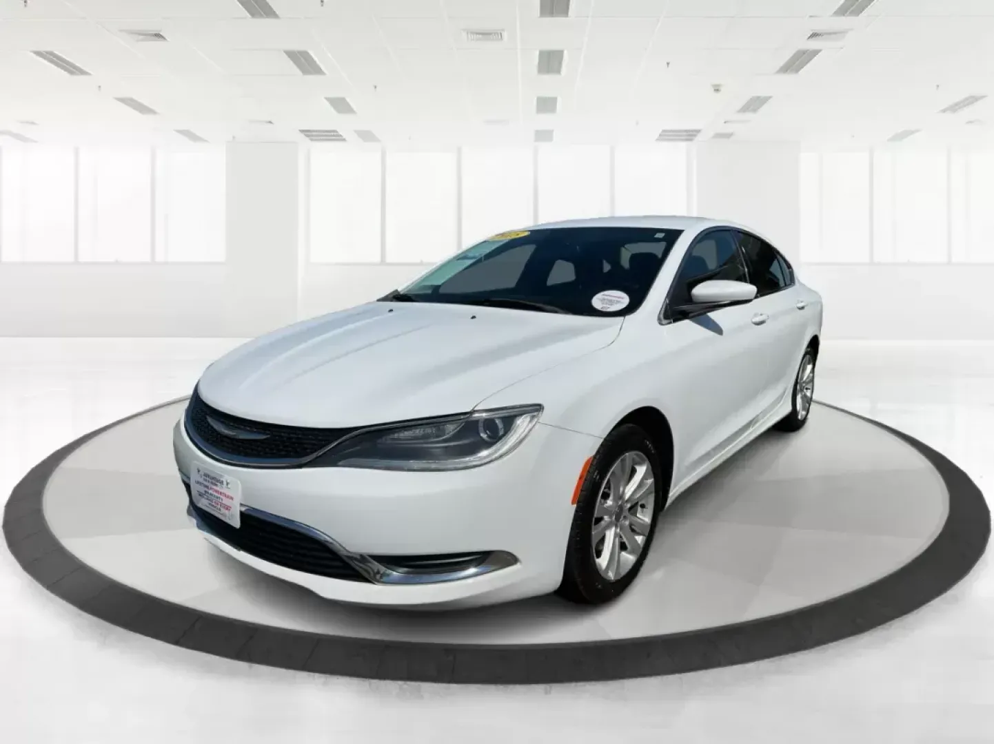 2015 Chrysler 200 Limited (1C3CCCAB5FN) with an 2.4L L4 DOHC 16V engine, 9-Speed Automatic transmission, located at 8750 N County Rd 25A, Piqua, OH, 45356, (937) 908-9800, 40.164391, -84.232513 - 2015 Chrysler 200 Limited - Photo#5