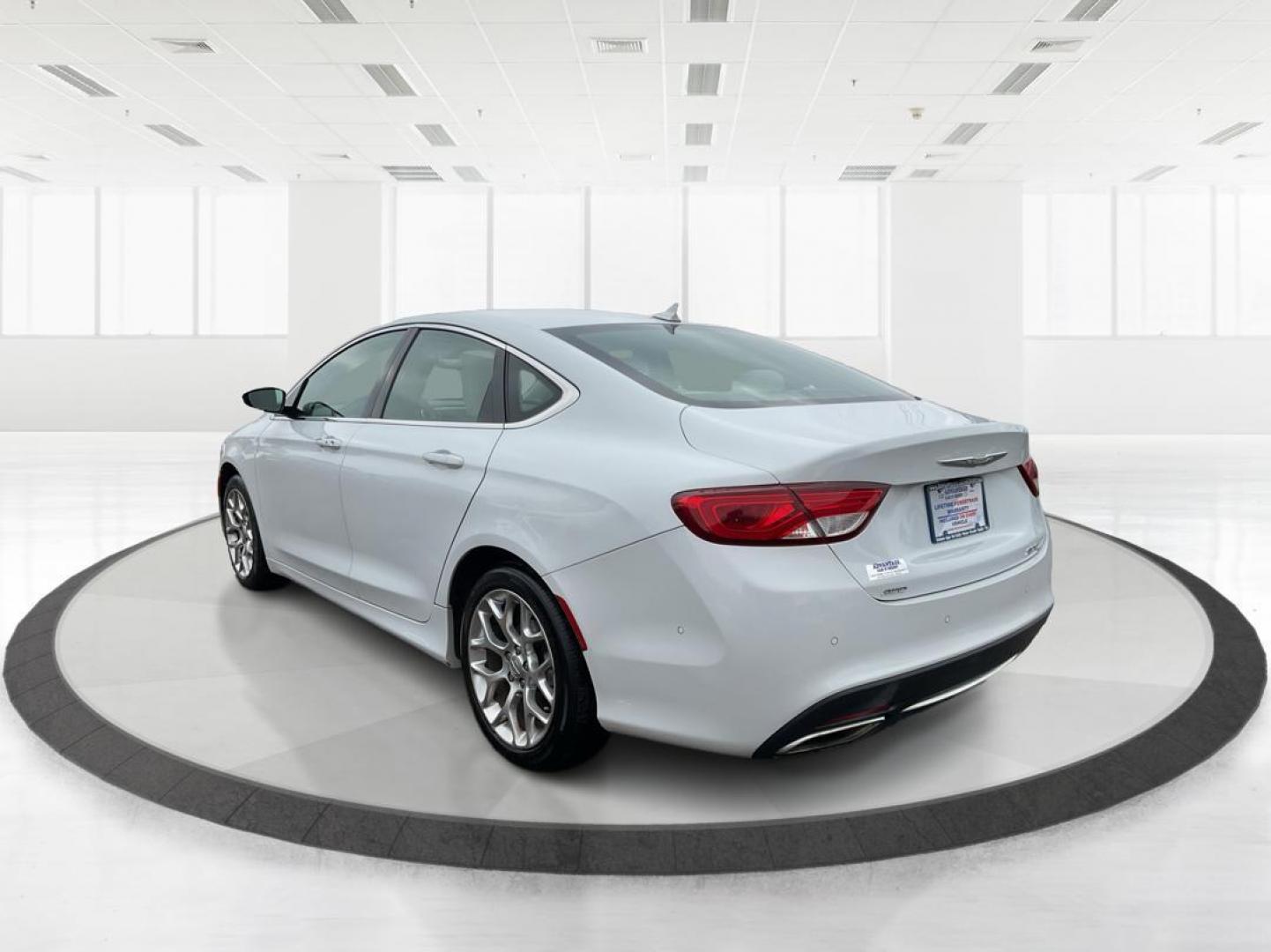 2015 Chrysler 200 C AWD (1C3CCCEG0FN) with an Other engine, located at 1230 East Main St, Xenia, OH, 45385, (937) 908-9800, 39.688026, -83.910172 - 2015 Chrysler 200 C AWD - Photo#4