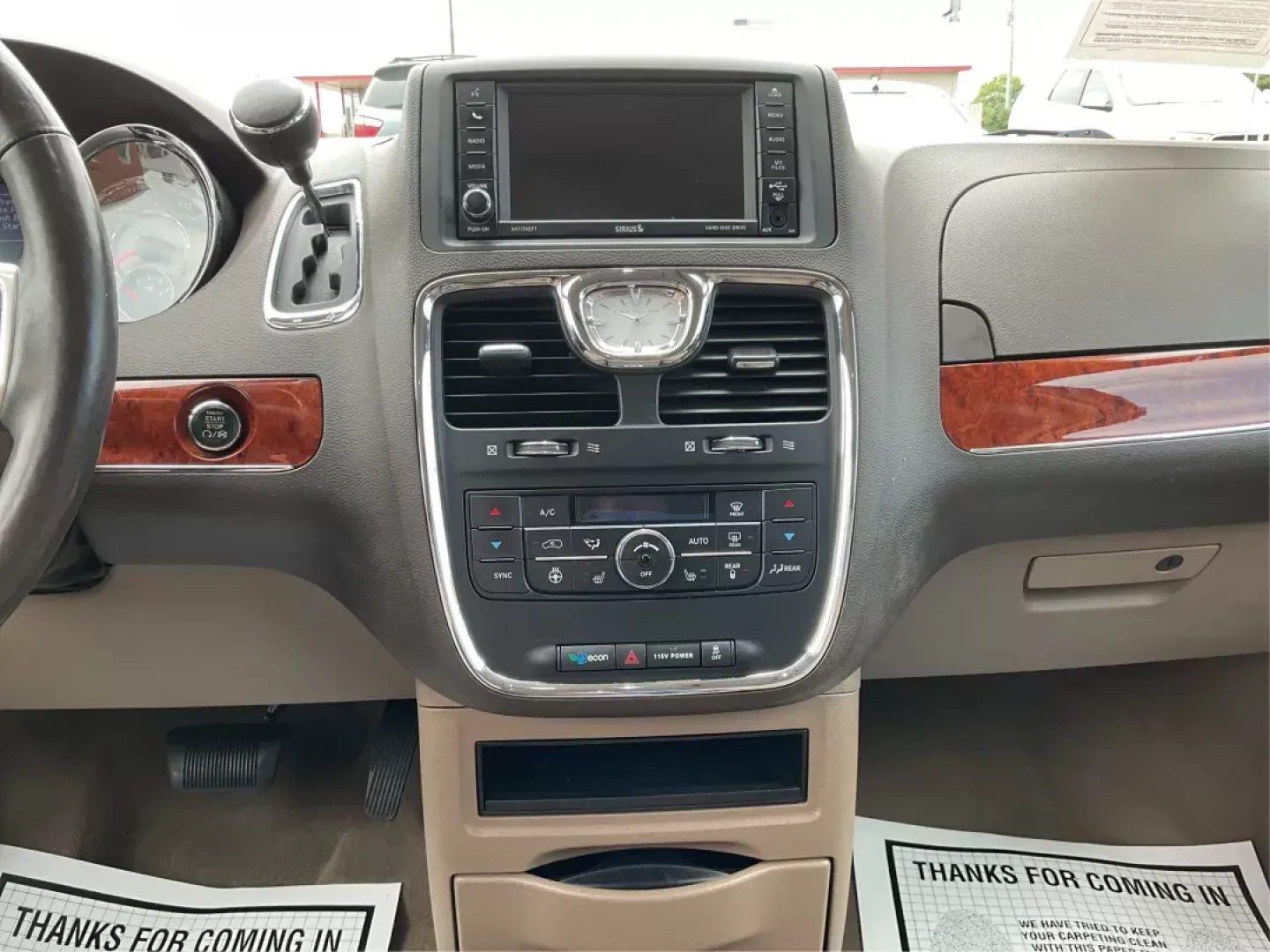 2015 Chrysler Town and Country Touring (2C4RC1BG2FR) with an 3.6L V-6 DOHC engine, located at 4508 South Dixie Dr, Moraine, OH, 45439, (937) 908-9800, 39.689976, -84.218452 - 2015 Chrysler Town and Country Touring - Photo#12