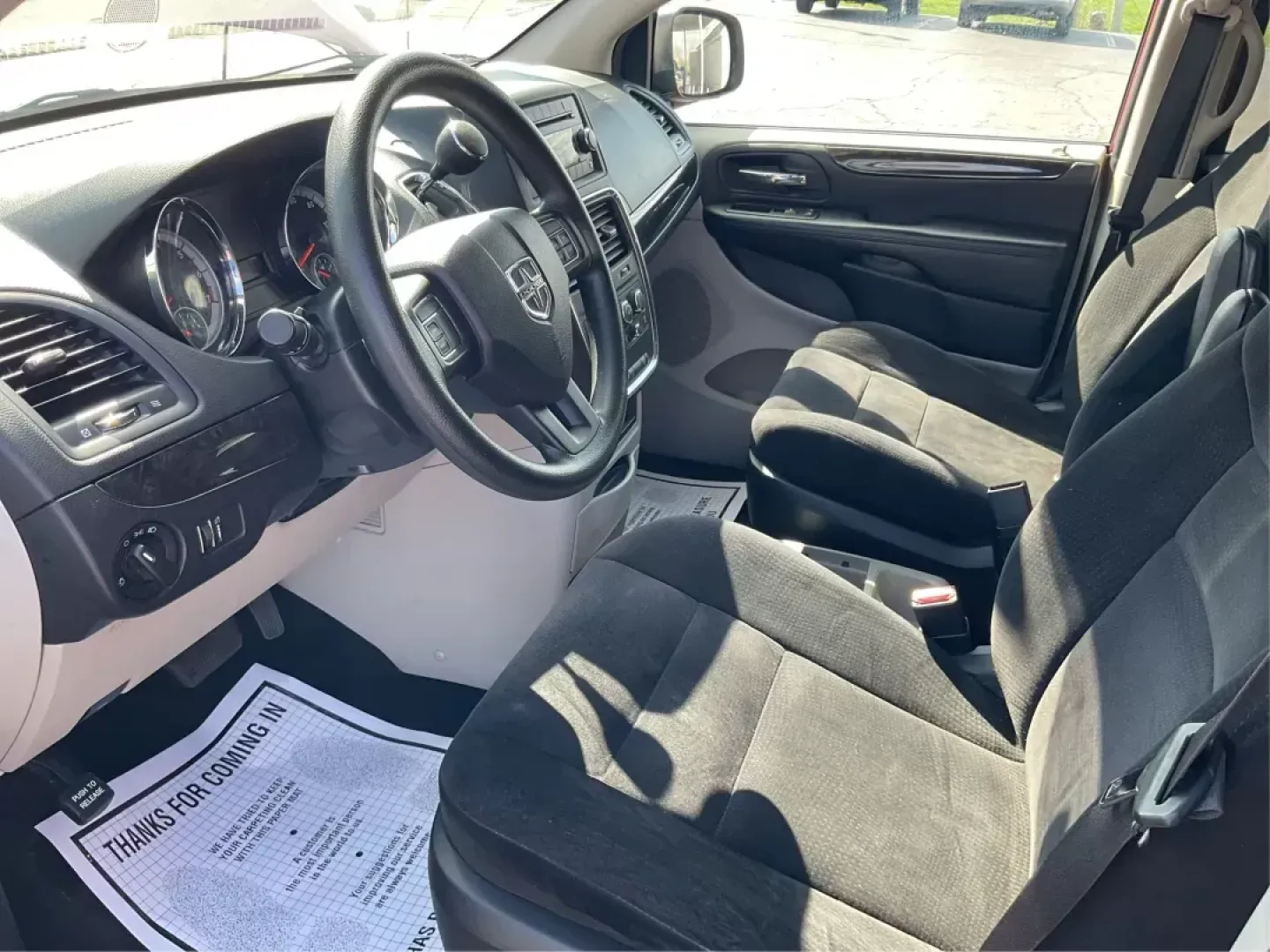 2015 Dodge Grand Caravan SE (2C4RDGBG9FR) with an 3.6L V-6 DOHC engine, located at 401 Woodman Dr, Riverside, OH, 45431, (937) 908-9800, 39.760899, -84.123421 - **Explore Life's Journeys with the 2015 Dodge Grand Caravan SE at Advantage Car and Credit!**<br /> <br /> Are you ready to elevate your family adventures, weekend getaways, or daily commutes? The 2015 Dodge Grand Caravan SE is your perfect companion, designed for versatility and comfort. Priced com - Photo#8