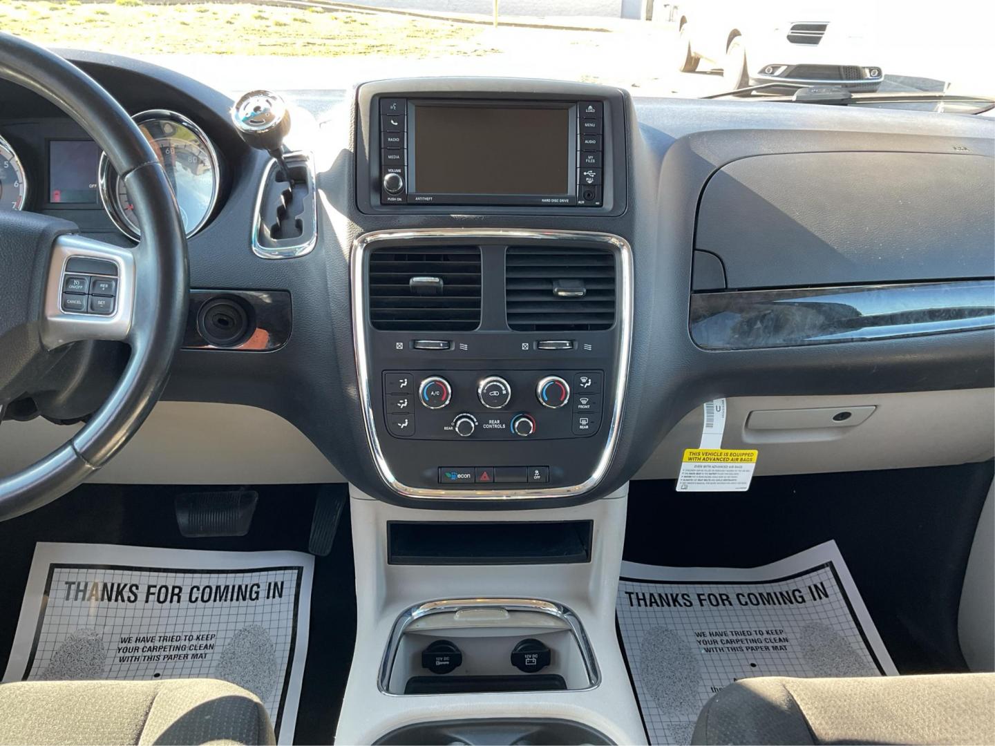 2015 Dodge Grand Caravan SXT (2C4RDGCG0FR) with an 3.6L V-6 DOHC engine, located at 8750 N County Rd 25A, Piqua, OH, 45356, (937) 908-9800, 40.164391, -84.232513 - 2015 Dodge Grand Caravan SXT - Photo#12