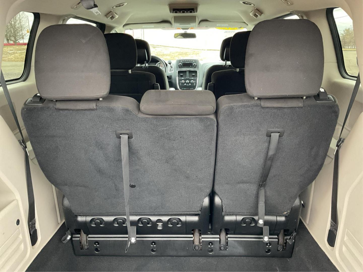 2015 Dodge Grand Caravan SE (2C4RDGBG9FR) with an Other engine, located at 1099 N County Rd 25A , Troy, OH, 45373, (937) 908-9800, 40.057079, -84.212883 - 2015 Dodge Grand Caravan SE - Photo#11