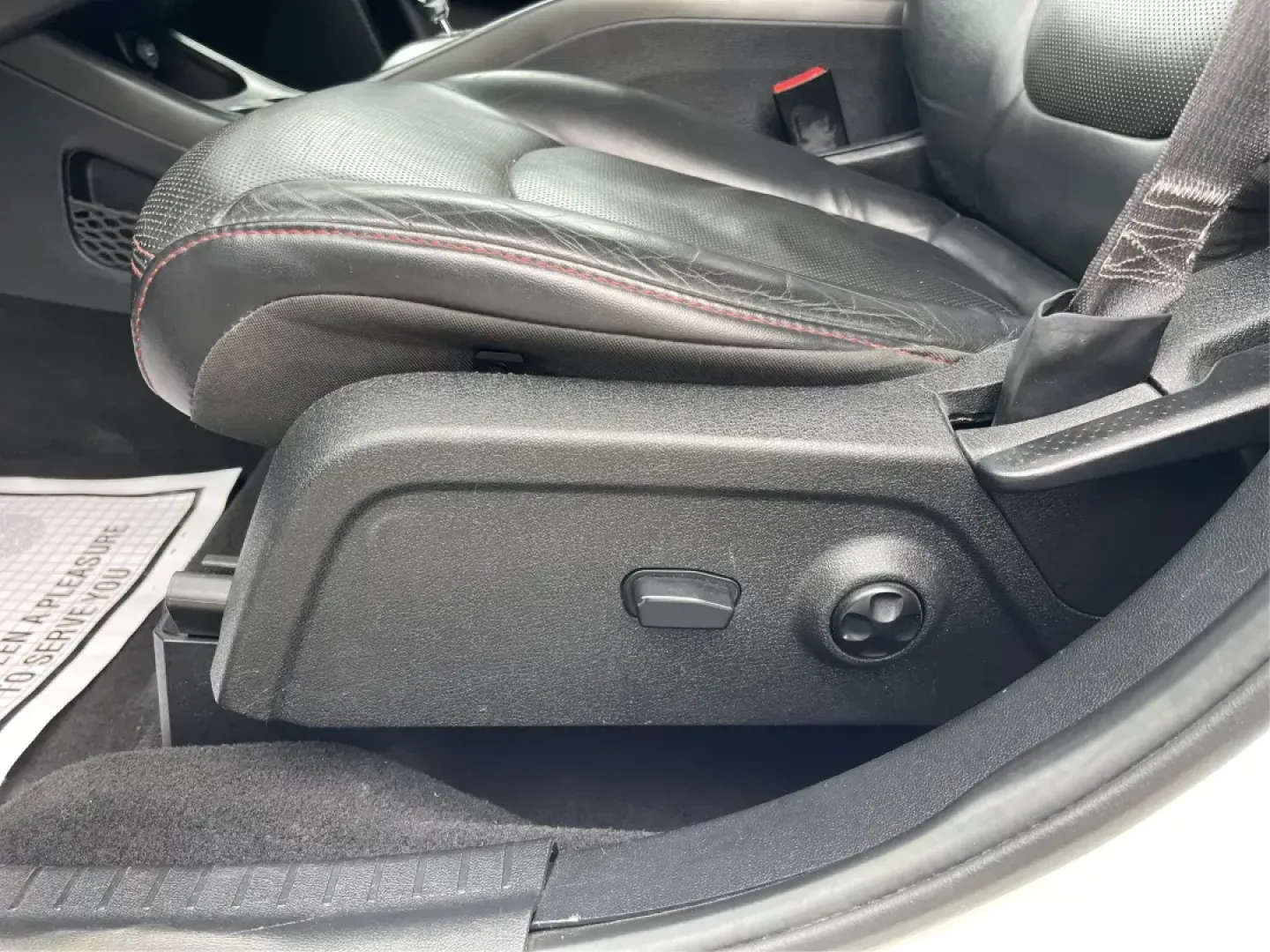 2015 Dodge Journey R/T (3C4PDDEG0FT) with an 3.6L V-6 DOHC engine, located at 1184 Kauffman Ave, Fairborn, OH, 45324, (937) 908-9800, 39.807072, -84.030914 - 2015 Dodge Journey R/T - Photo#16