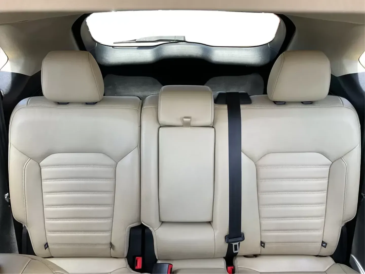2015 Ford Edge SEL (2FMTK4J99FB) with an Other engine, located at 1230 East Main St, Xenia, OH, 45385, (937) 908-9800, 39.688026, -83.910172 - **Adventure Awaits with this 2015 Ford Edge SEL Perfect for Every Journey!**<br /> <br /> Are you ready to elevate your driving experience and enhance your lifestyle? Look no further than this 2015 Ford Edge SEL, now available at Advantage Car and Credit in Fairborn, OH. This versatile SUV is desig - Photo#13