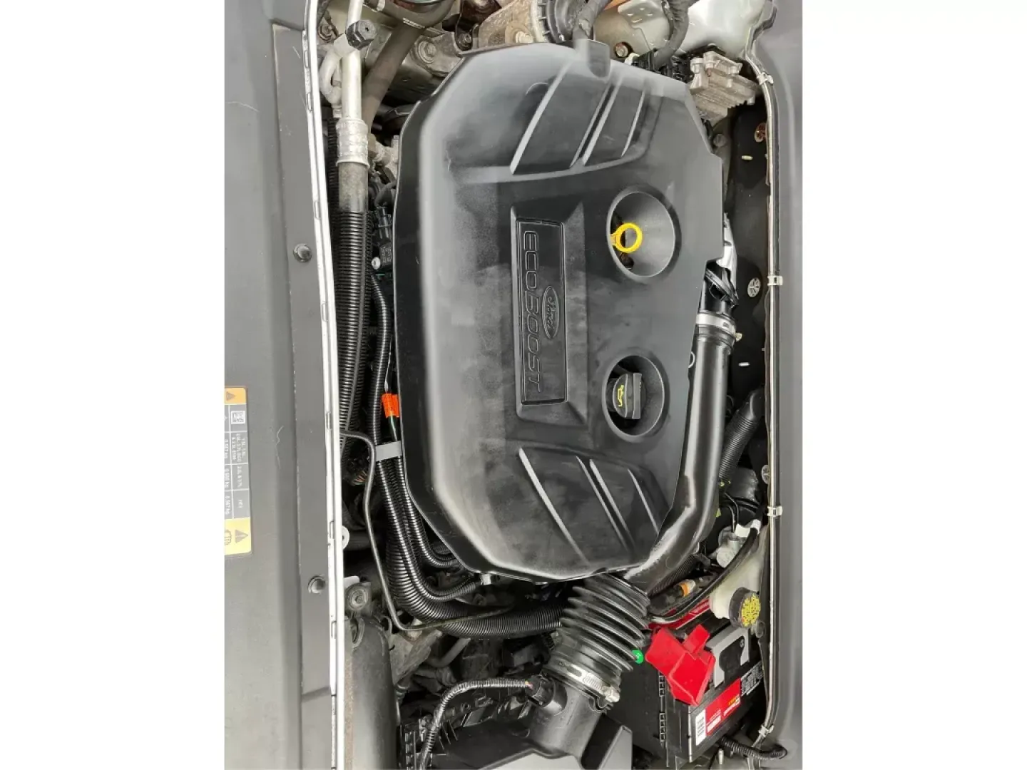 2015 Ford Fusion Titanium (3FA6P0K96FR) with an EcoBoost 2L I-4 gasoline direct injection engine, located at 401 Woodman Dr, Riverside, OH, 45431, (937) 908-9800, 39.760899, -84.123421 - 2015 Ford Fusion Titanium - Photo#11