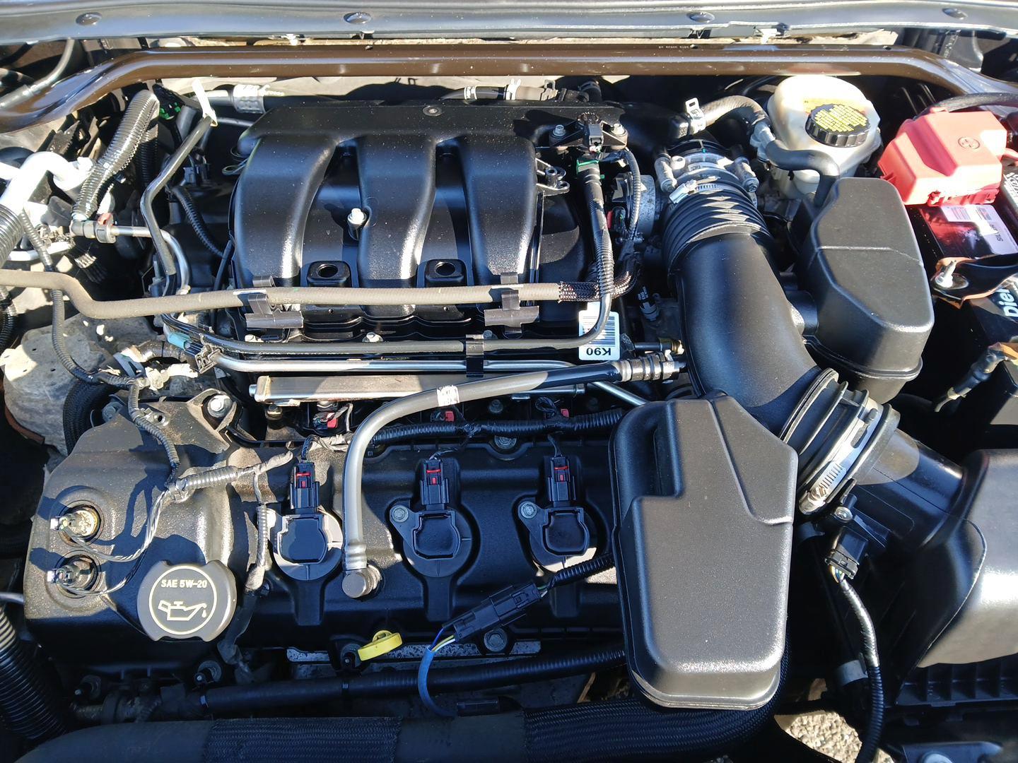 2015 Ford Taurus SEL (1FAHP2E87FG) with an 3.5L V6 DOHC 24V engine, located at 1099 N County Rd 25A , Troy, OH, 45373, (937) 908-9800, 40.057079, -84.212883 - 2015 Ford Taurus SEL - Photo#10