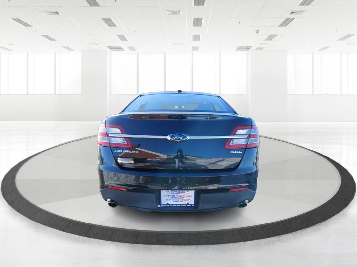 2015 Ford Taurus SEL (1FAHP2E87FG) with an 3.5L V6 DOHC 24V engine, located at 1099 N County Rd 25A , Troy, OH, 45373, (937) 908-9800, 40.057079, -84.212883 - 2015 Ford Taurus SEL - Photo#3