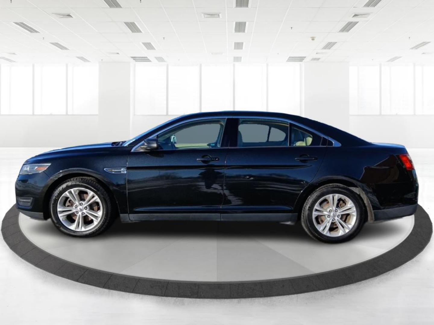 2015 Ford Taurus SEL (1FAHP2E87FG) with an 3.5L V6 DOHC 24V engine, located at 1099 N County Rd 25A , Troy, OH, 45373, (937) 908-9800, 40.057079, -84.212883 - 2015 Ford Taurus SEL - Photo#5