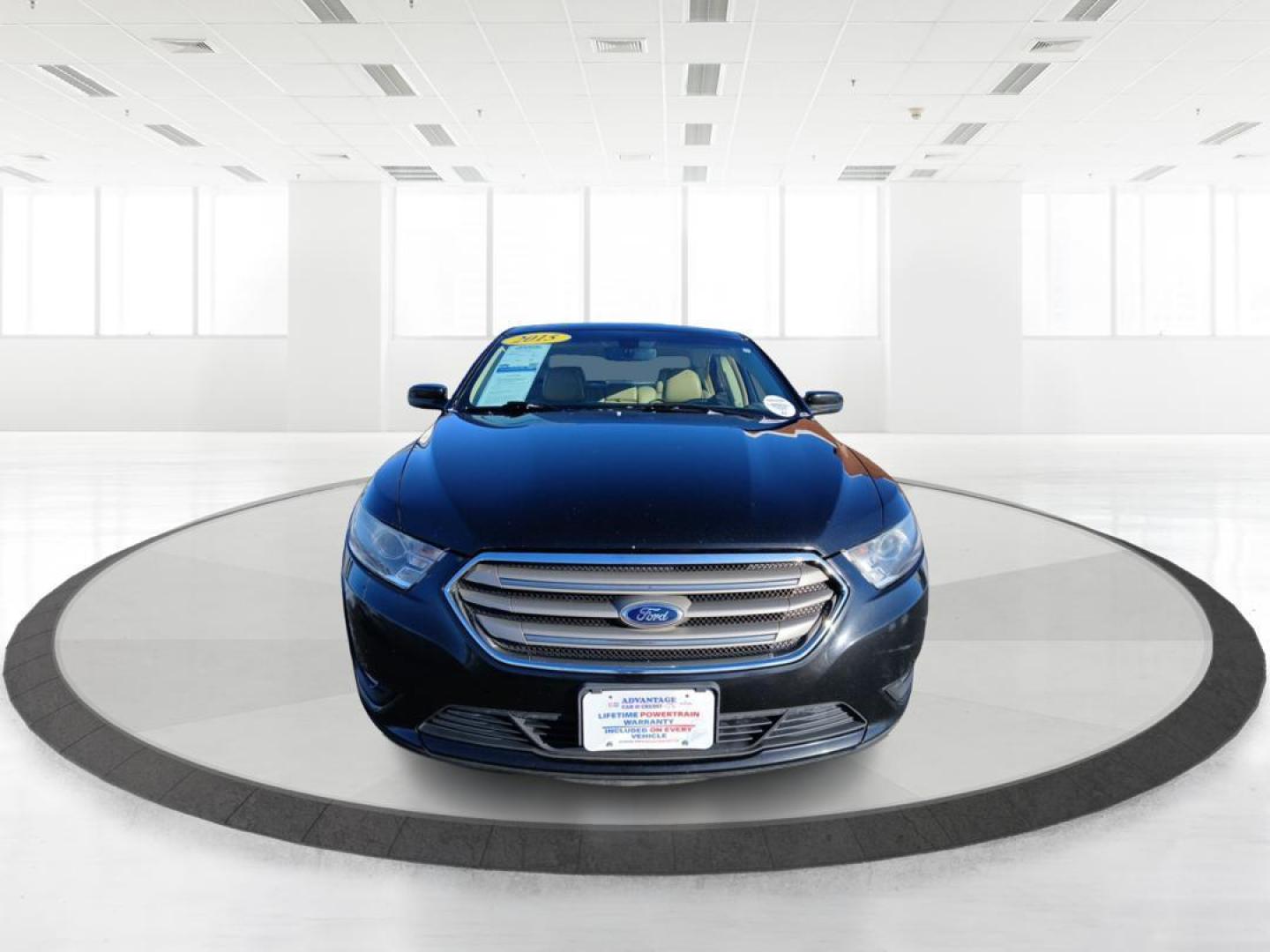 2015 Ford Taurus SEL (1FAHP2E87FG) with an 3.5L V6 DOHC 24V engine, located at 1099 N County Rd 25A , Troy, OH, 45373, (937) 908-9800, 40.057079, -84.212883 - 2015 Ford Taurus SEL - Photo#6