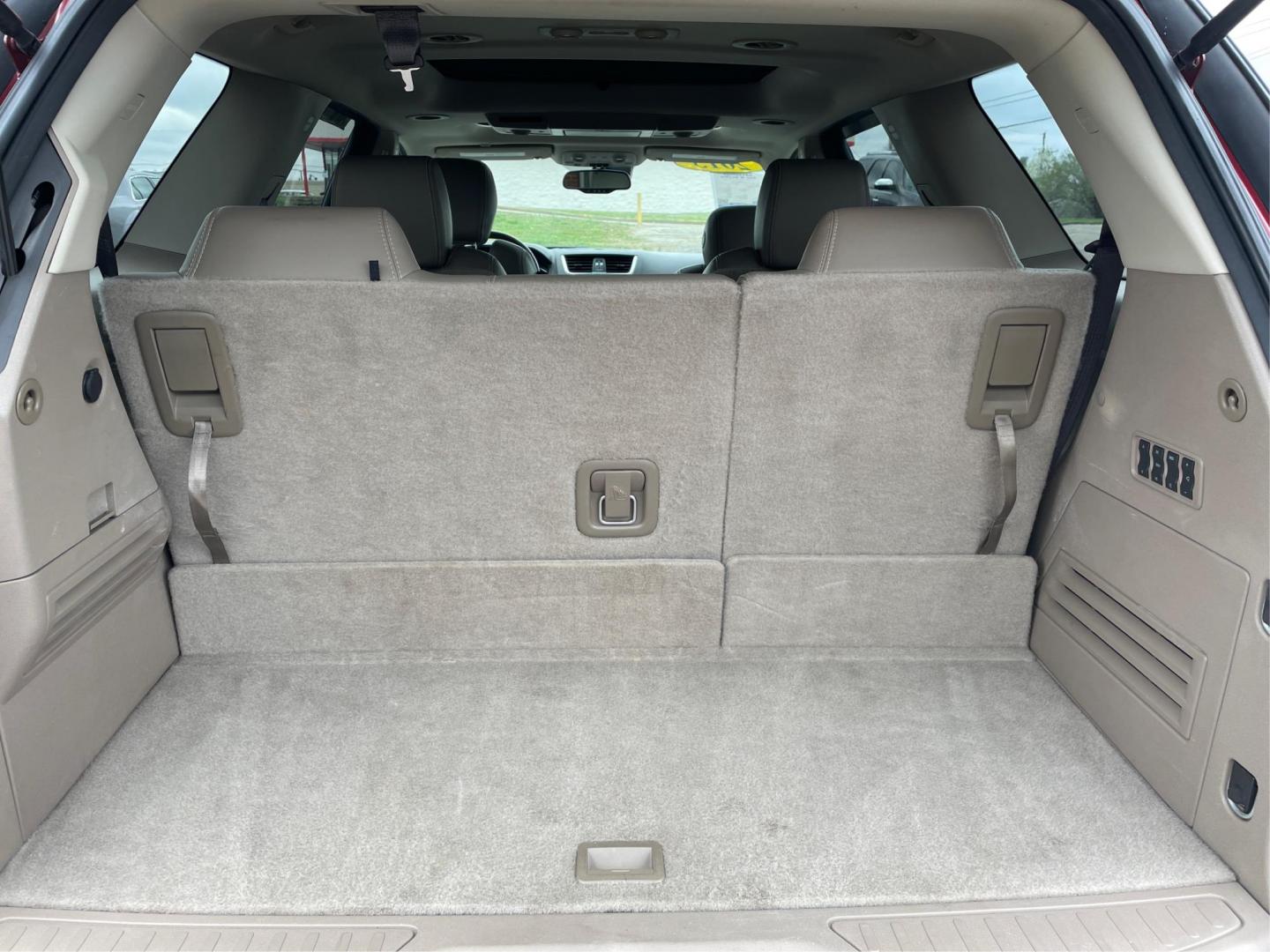 2015 GMC Acadia Denali (1GKKVTKD9FJ) with an 3.6L V-6 gasoline direct injection engine, located at 8750 N County Rd 25A, Piqua, OH, 45356, (937) 908-9800, 40.164391, -84.232513 - Third Row - Photo#11