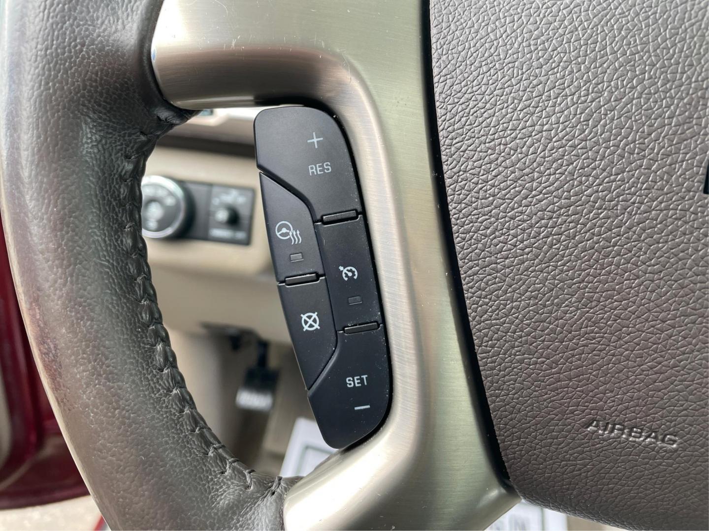 2015 GMC Acadia Denali (1GKKVTKD9FJ) with an 3.6L V-6 gasoline direct injection engine, located at 8750 N County Rd 25A, Piqua, OH, 45356, (937) 908-9800, 40.164391, -84.232513 - Third Row - Photo#15