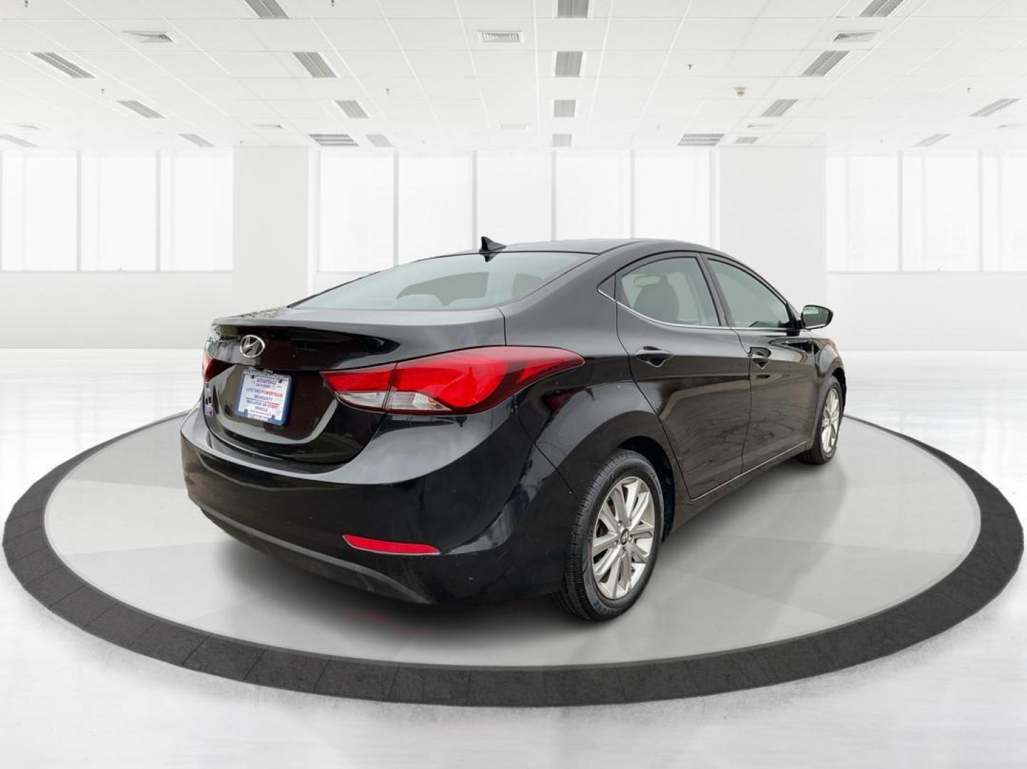 2015 Hyundai Elantra SE 6AT (KMHDH4AE0FU) with an 1.8L L4 DOHC 16V engine, 6-Speed Automatic transmission, located at 880 E. National Road, Vandalia, OH, 45377, (937) 908-9800, 39.891918, -84.183594 - 2015 Hyundai Elantra SE 6AT - Photo#2