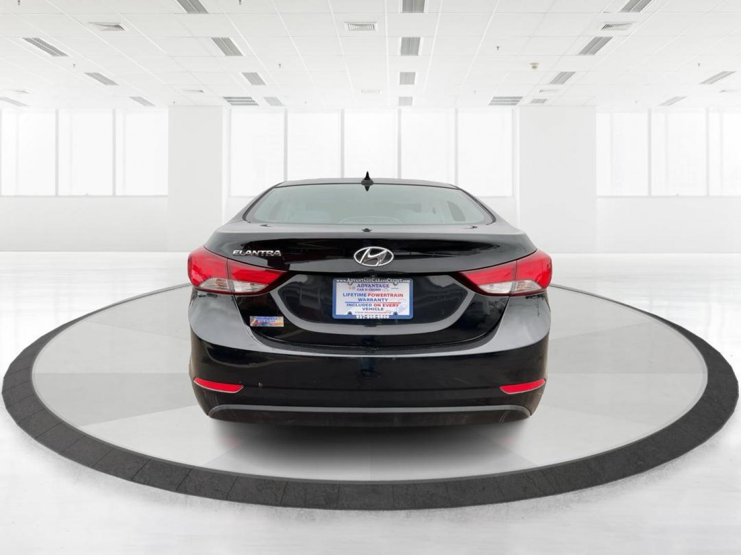 2015 Hyundai Elantra SE 6AT (KMHDH4AE0FU) with an 1.8L L4 DOHC 16V engine, 6-Speed Automatic transmission, located at 880 E. National Road, Vandalia, OH, 45377, (937) 908-9800, 39.891918, -84.183594 - 2015 Hyundai Elantra SE 6AT - Photo#3