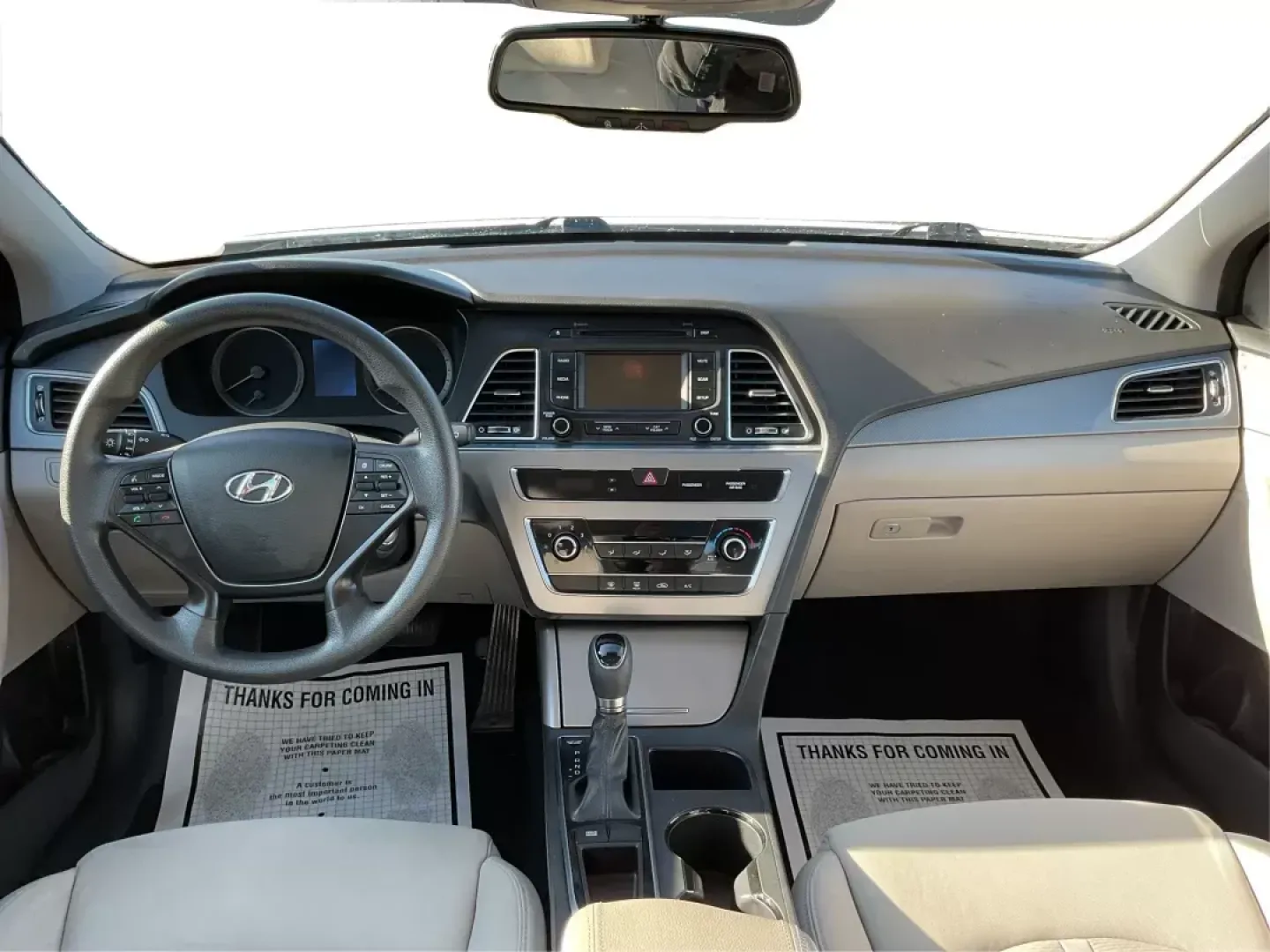 2015 Hyundai Sonata SE (5NPE24AF9FH) with an 2.4L I-4 gasoline direct injection engine, located at 1184 Kauffman Ave, Fairborn, OH, 45324, (937) 908-9800, 39.807072, -84.030914 - **Elevate Your Daily Commute with the 2015 Hyundai Sonata SE Perfect for Budget-Conscious Buyers in Fairborn, OH!**<br /> <br /> Are you in the market for a reliable sedan that perfectly balances style, functionality, and affordability? Look no further than the stunning 2015 Hyundai Sonata SE, avai - Photo#19