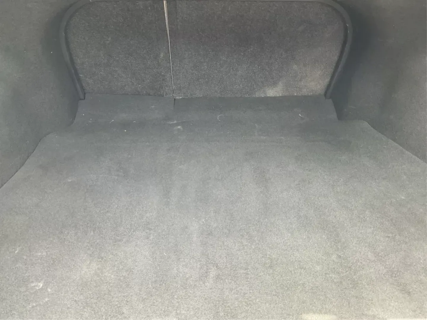 2015 Hyundai Sonata Limited (5NPE34AF6FH) with an 2.4L I-4 gasoline direct injection engine, located at 401 Woodman Dr, Riverside, OH, 45431, (937) 908-9800, 39.760899, -84.123421 - 2015 Hyundai Sonata Limited - Photo#12