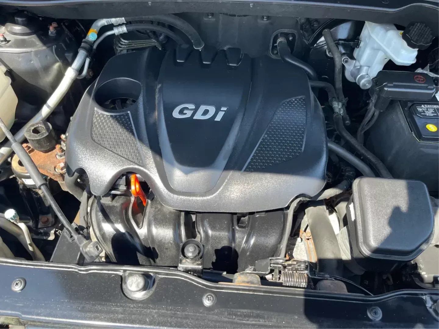 2015 Hyundai Tucson Limited (KM8JUCAG0FU) with an Theta II 2.4L I-4 gasoline direct injection engine, located at 401 Woodman Dr, Riverside, OH, 45431, (937) 908-9800, 39.760899, -84.123421 - Elevate your adventures with the 2015 Hyundai Tucson Limited, an exceptional SUV that blends style, comfort, and practicality-perfect for families, commuters, and weekend warriors alike. Whether you're navigating the bustling streets of Fairborn or planning a scenic road trip to nearby attractions l - Photo#10