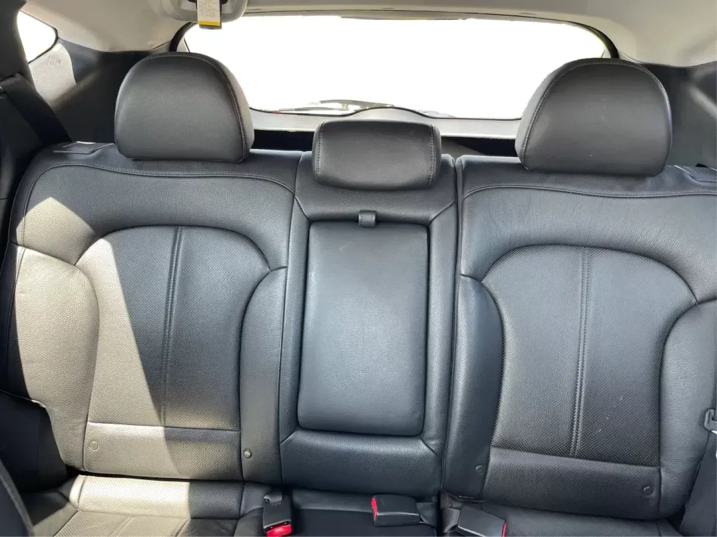 2015 Hyundai Tucson Limited (KM8JUCAG0FU) with an Theta II 2.4L I-4 gasoline direct injection engine, located at 401 Woodman Dr, Riverside, OH, 45431, (937) 908-9800, 39.760899, -84.123421 - Elevate your adventures with the 2015 Hyundai Tucson Limited, an exceptional SUV that blends style, comfort, and practicality-perfect for families, commuters, and weekend warriors alike. Whether you're navigating the bustling streets of Fairborn or planning a scenic road trip to nearby attractions l - Photo#13