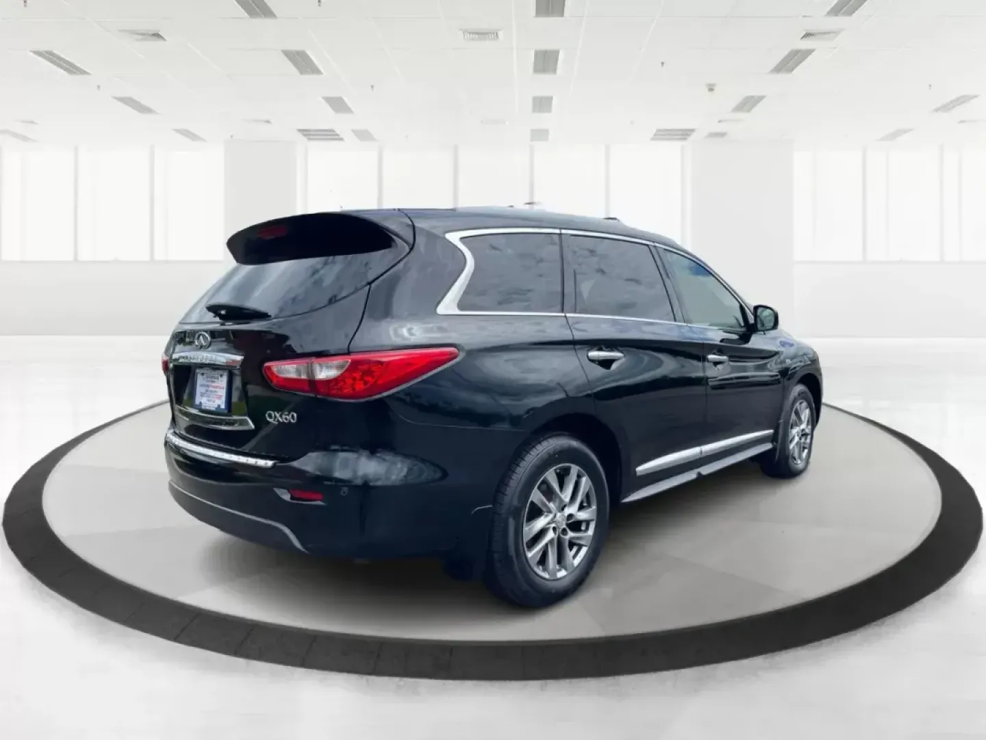 2015 Infiniti QX60 Base (5N1AL0MM9FC) with an Other engine, located at 4508 South Dixie Dr, Moraine, OH, 45439, (937) 908-9800, 39.689976, -84.218452 - Third Row - Photo#1