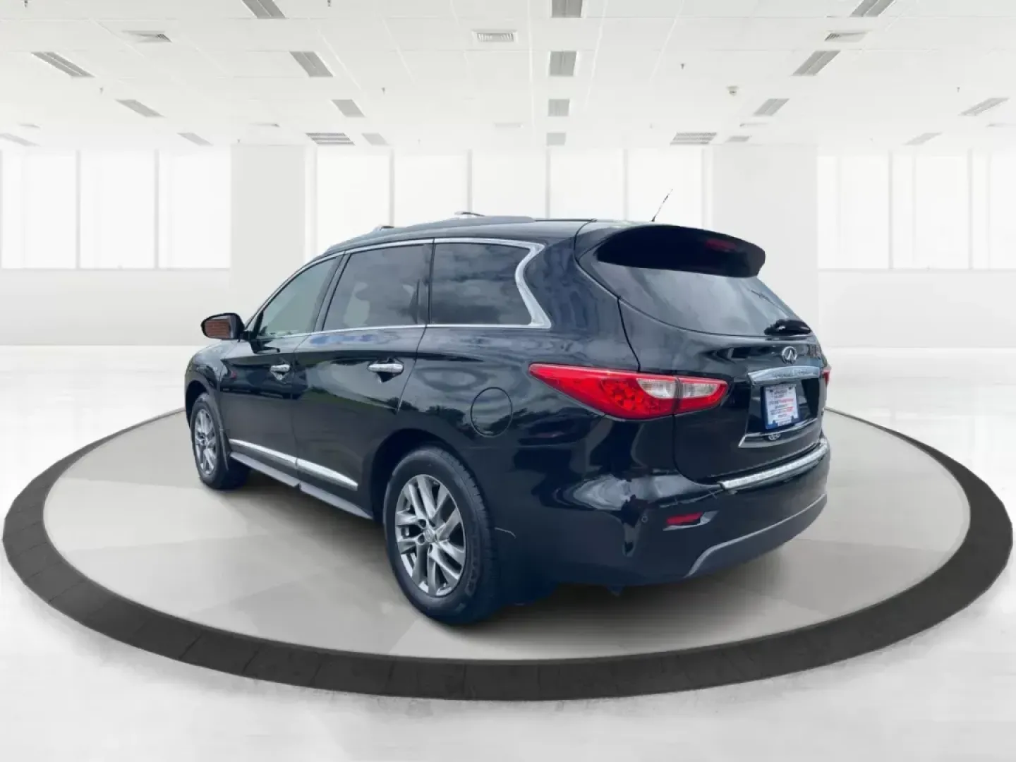 2015 Infiniti QX60 Base (5N1AL0MM9FC) with an Other engine, located at 4508 South Dixie Dr, Moraine, OH, 45439, (937) 908-9800, 39.689976, -84.218452 - Third Row - Photo#3