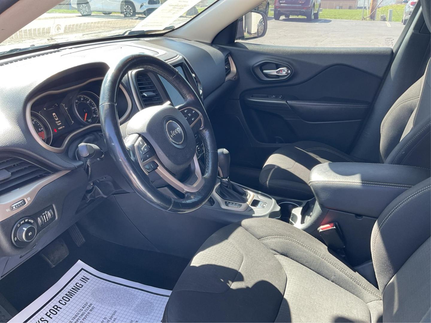 2015 Jeep Cherokee Latitude FWD (1C4PJLCB5FW) with an 2.4L L4 DOHC 16V engine, 9-Speed Automatic transmission, located at 401 Woodman Dr, Riverside, OH, 45431, (937) 908-9800, 39.760899, -84.123421 - 2015 Jeep Cherokee Latitude FWD - Photo#8