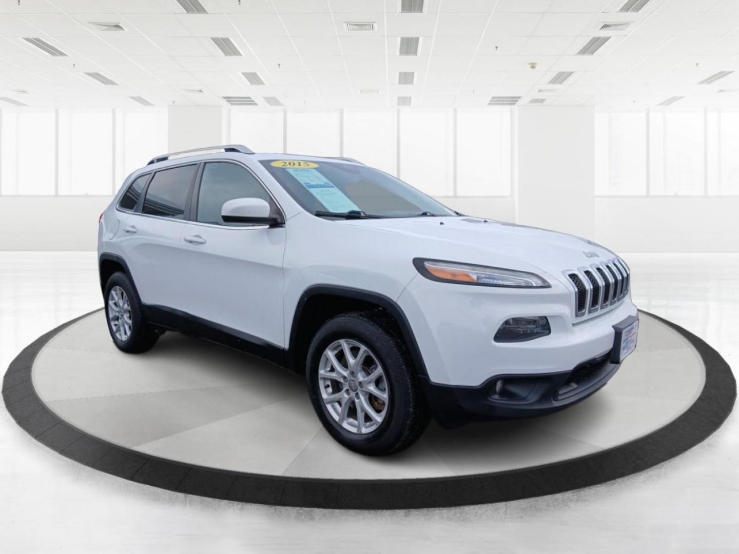 2015 Jeep Cherokee Latitude 4WD (1C4PJMCB6FW) with an 2.4L L4 DOHC 16V engine, 9-Speed Automatic transmission, located at 1099 N County Rd 25A , Troy, OH, 45373, (937) 908-9800, 40.057079, -84.212883 - 2015 Jeep Cherokee Latitude 4WD - Photo#0