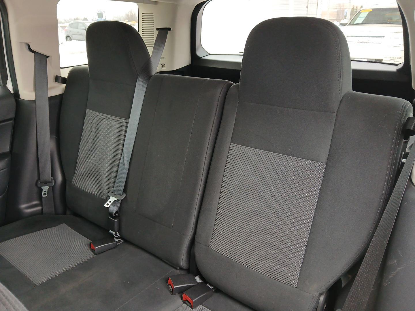 2015 Jeep Patriot Sport 4WD (1C4NJRBB7FD) with an 2.4L L4 DOHC 16V engine, located at 4508 South Dixie Dr, Moraine, OH, 45439, (937) 908-9800, 39.689976, -84.218452 - 2015 Jeep Patriot Sport 4WD - Photo#9