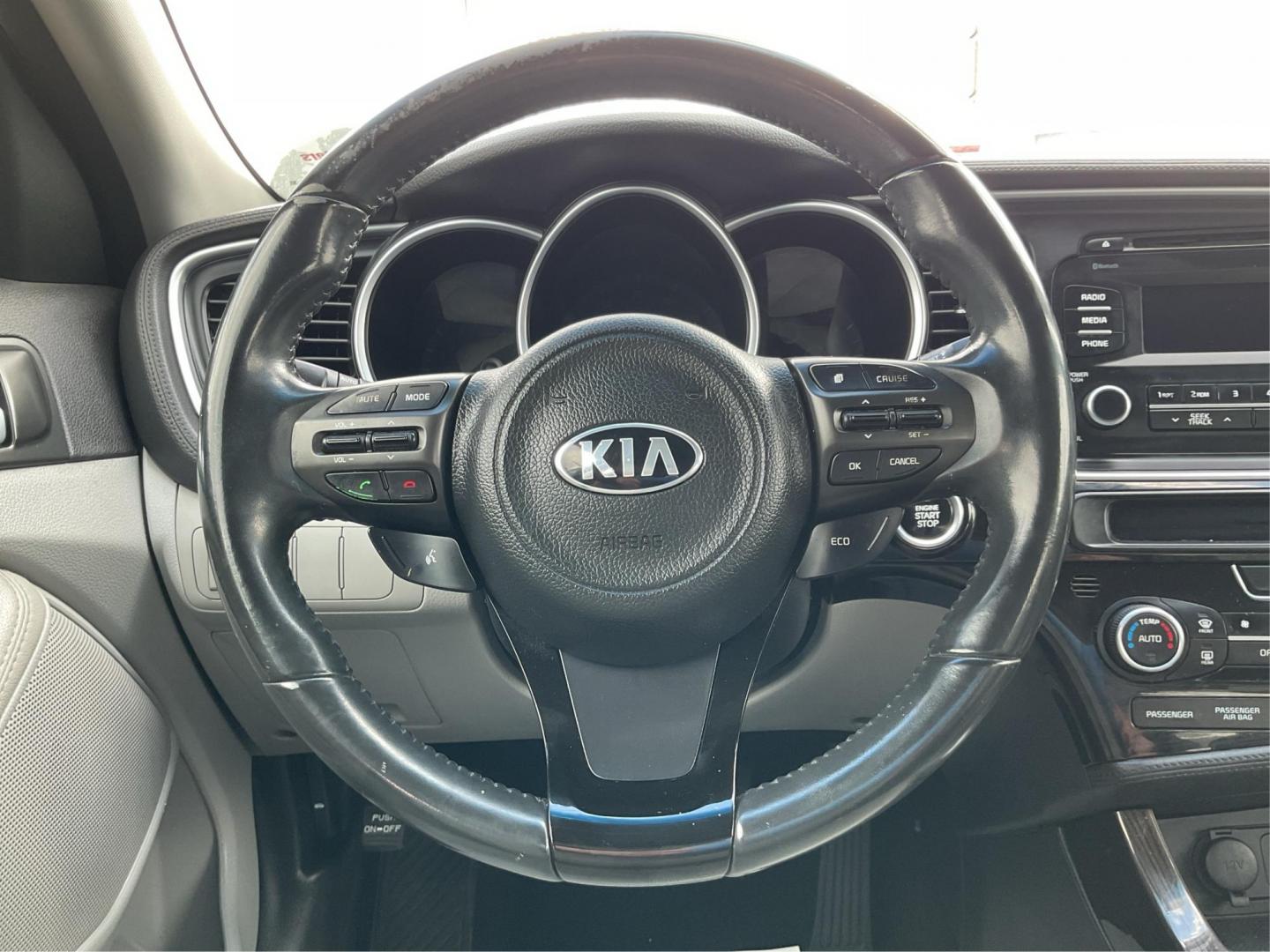 2015 Kia Optima EX (5XXGN4A70FG) with an Other engine, located at 401 Woodman Dr, Riverside, OH, 45431, (937) 908-9800, 39.760899, -84.123421 - 2015 Kia Optima EX - Photo#15
