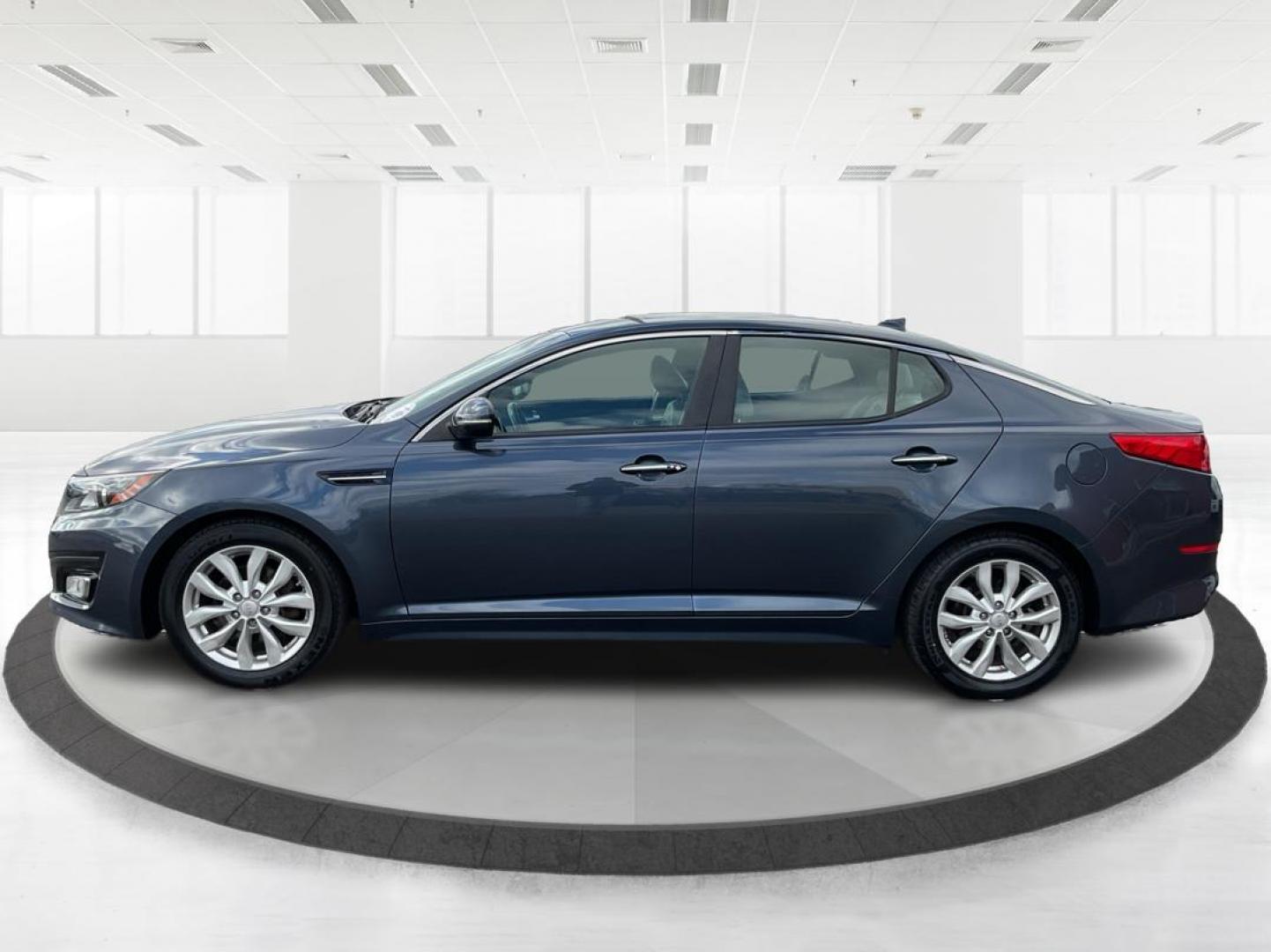 2015 Kia Optima EX (5XXGN4A70FG) with an Other engine, located at 401 Woodman Dr, Riverside, OH, 45431, (937) 908-9800, 39.760899, -84.123421 - 2015 Kia Optima EX - Photo#5