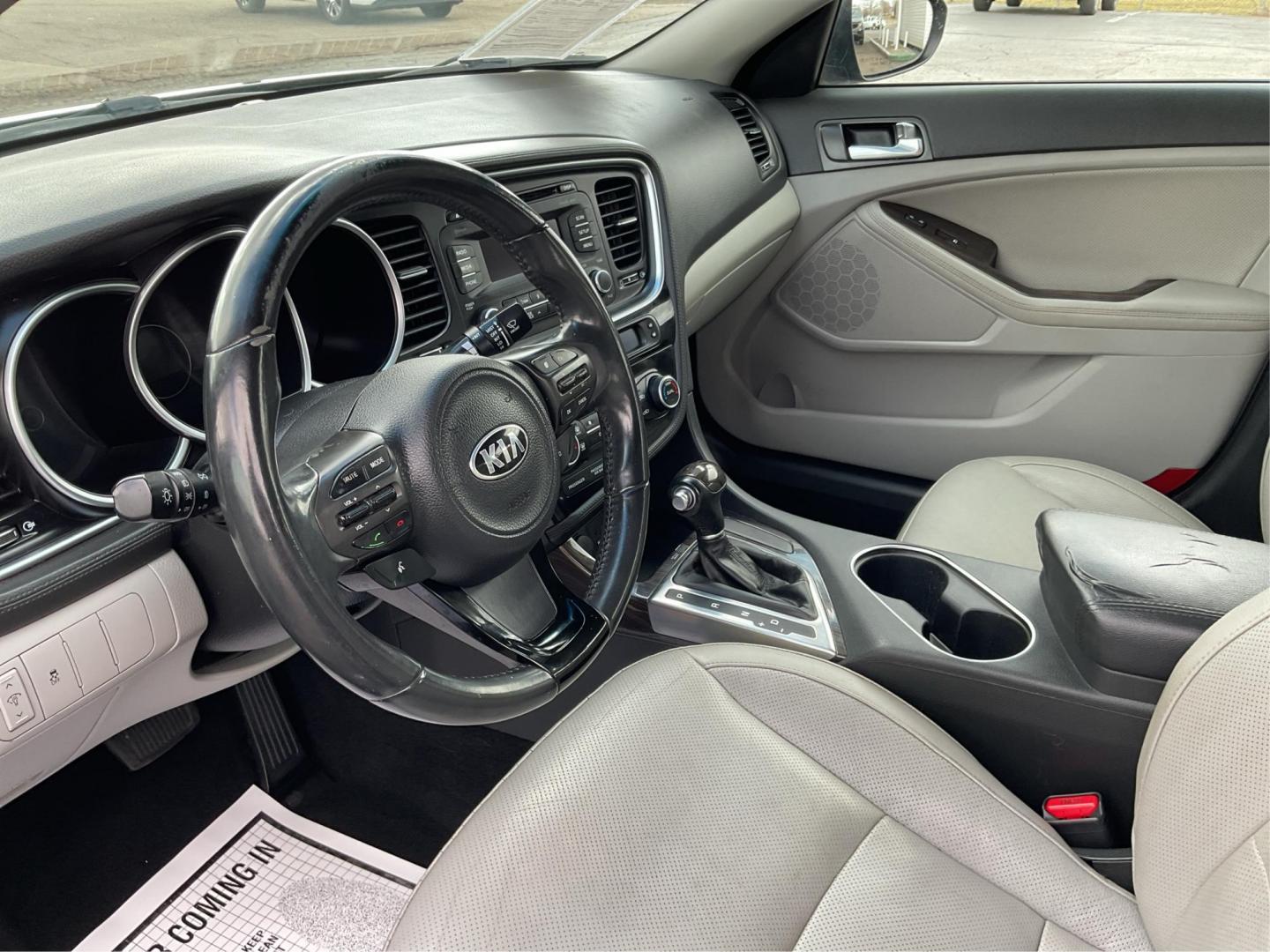 2015 Kia Optima EX (5XXGN4A70FG) with an Other engine, located at 401 Woodman Dr, Riverside, OH, 45431, (937) 908-9800, 39.760899, -84.123421 - 2015 Kia Optima EX - Photo#8