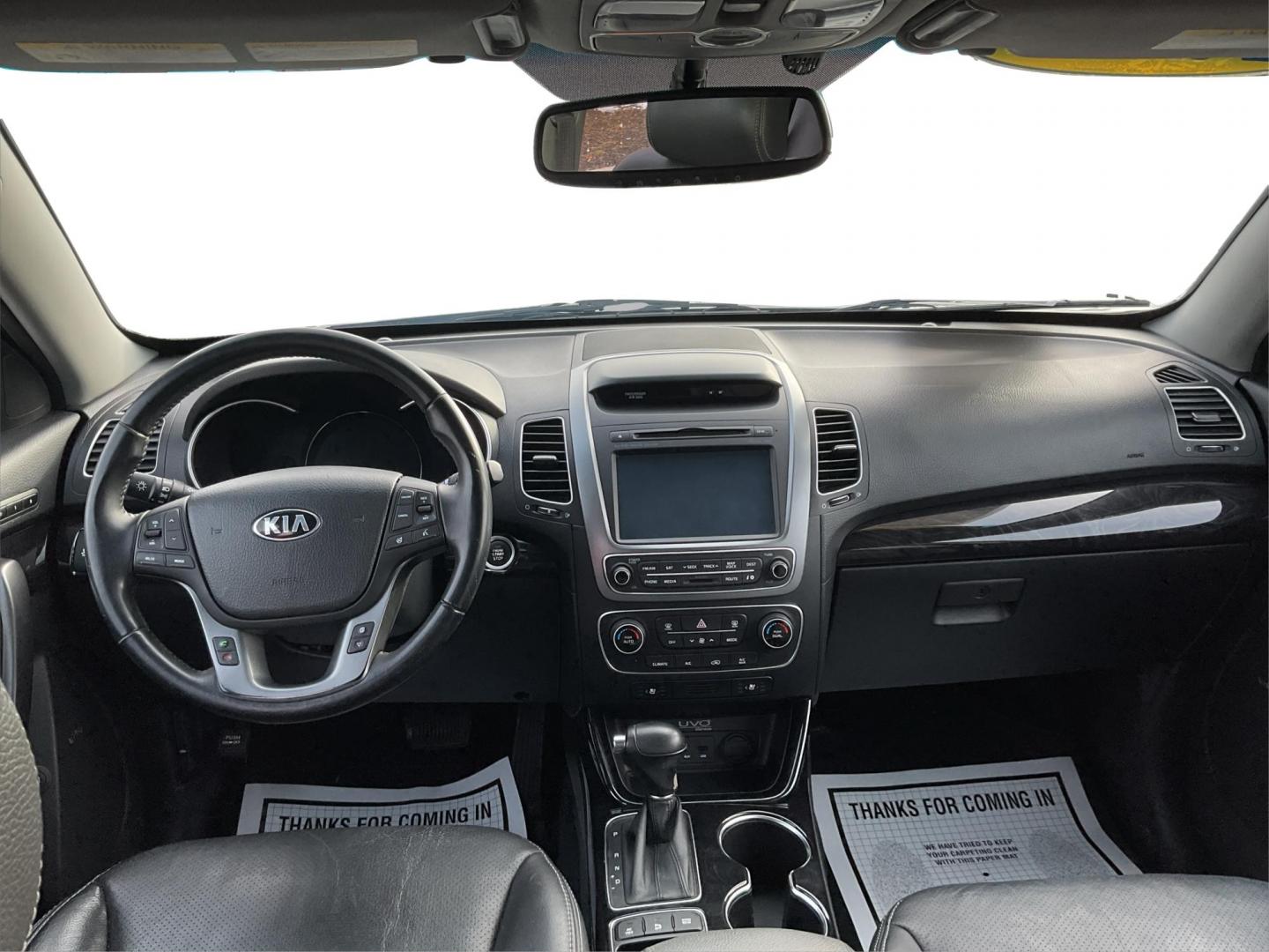 2015 Kia Sorento EX V6 (5XYKUDA73FG) with an Lambda II 3.3L V-6 gasoline direct injection engine, located at 1184 Kauffman Ave, Fairborn, OH, 45324, (937) 908-9800, 39.807072, -84.030914 - 2015 Kia Sorento EX V6 - Photo#20