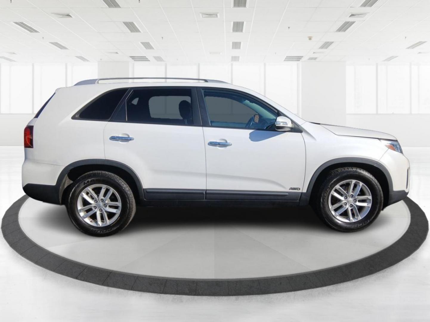 2015 Kia Sorento LX AWD (5XYKTDA64FG) with an 2.4L L4 DOHC 16V engine, 6-Speed Automatic transmission, located at 1099 N County Rd 25A , Troy, OH, 45373, (937) 908-9800, 40.057079, -84.212883 - Third Row - Photo#1